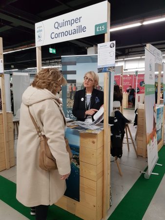 Stand Quimper Cornouaille au salon nouvelle vie pro, Paris le 14/11/2024 avec Paris je et quitte